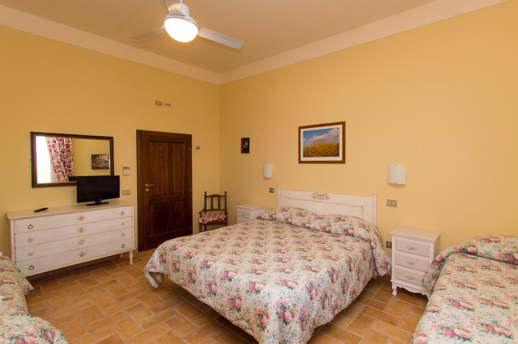 Agriturismo Rivoli Spoleto Habitación foto